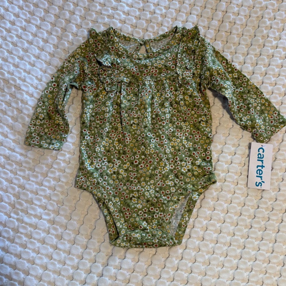 NWT carters long sleeve‎ floral onesie 6m